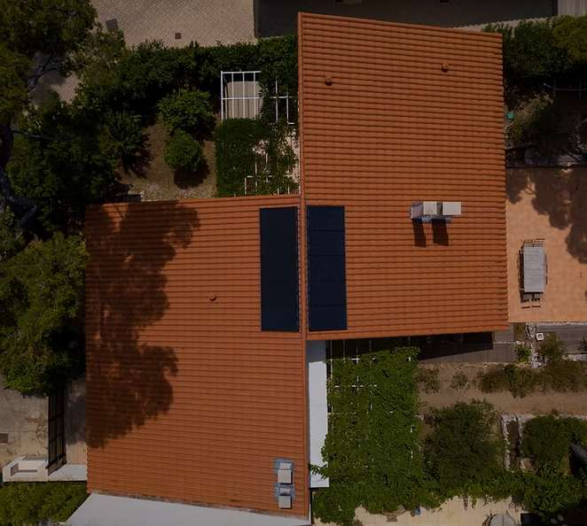 Vue aérienne toiture solaire